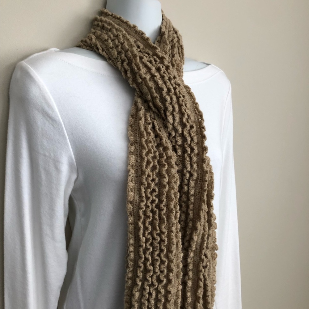 Tan scarf - Picture 2 of 3